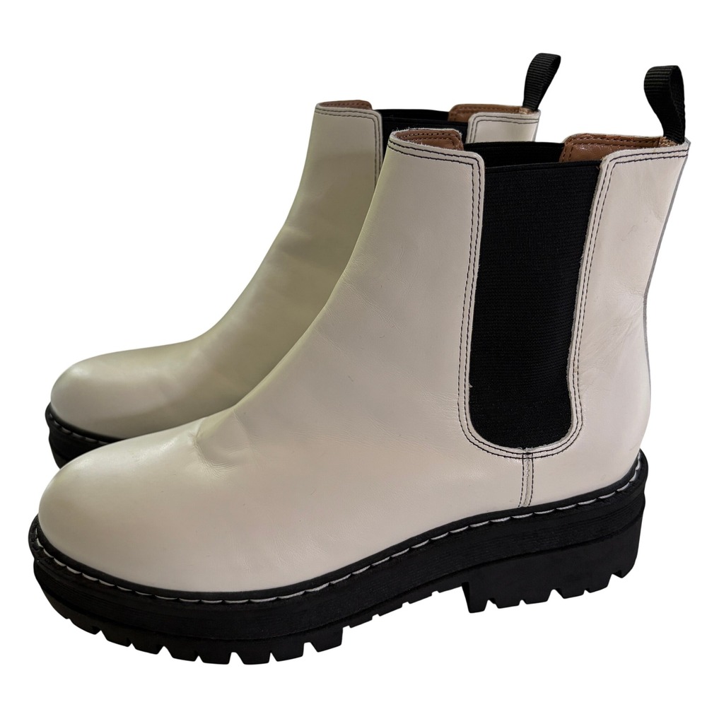 Marc Fisher White Leather Lug Sole Chelsea Boots Size 9M Chunky Platform